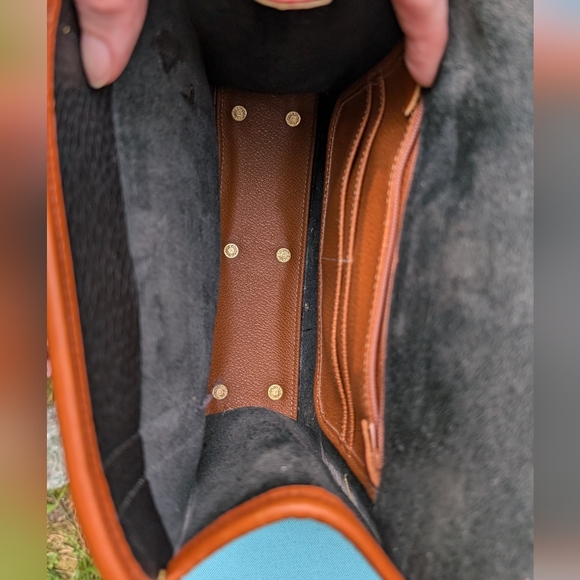 Vintage Dooney & Bourke Lockhart Shoulder Bag Navy - Picture 10 of 14